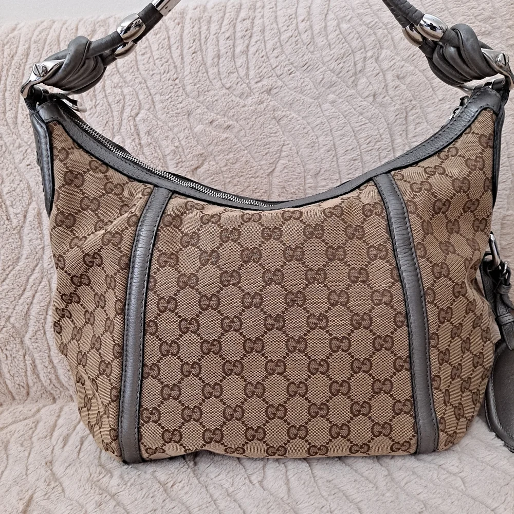 Gucci Monogram Horsbit Hobo Bag - Picture 3 of 12